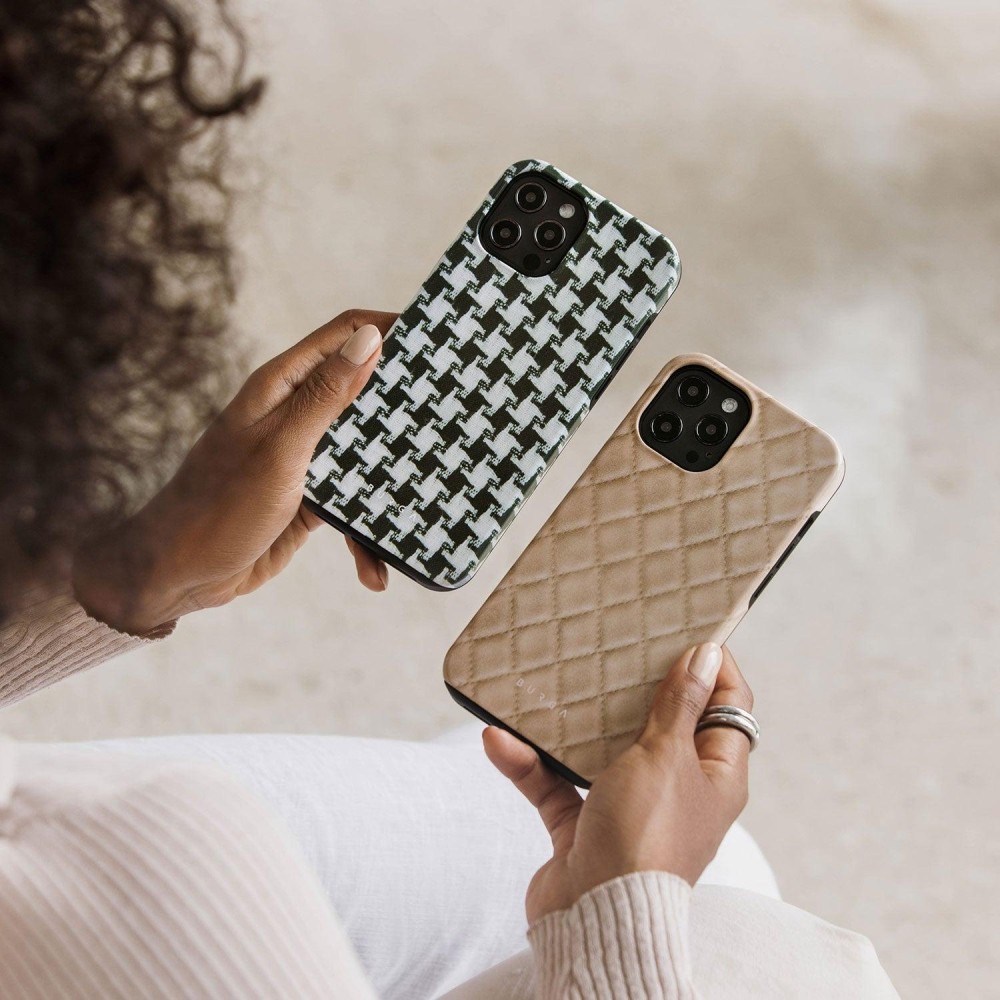 Simply Cream- Quilted iPhone 15 Case